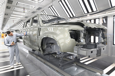 JLR restart date unclear after month of shutdown due to hack