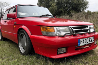 Saab 900 Carlsson | High Mile Club