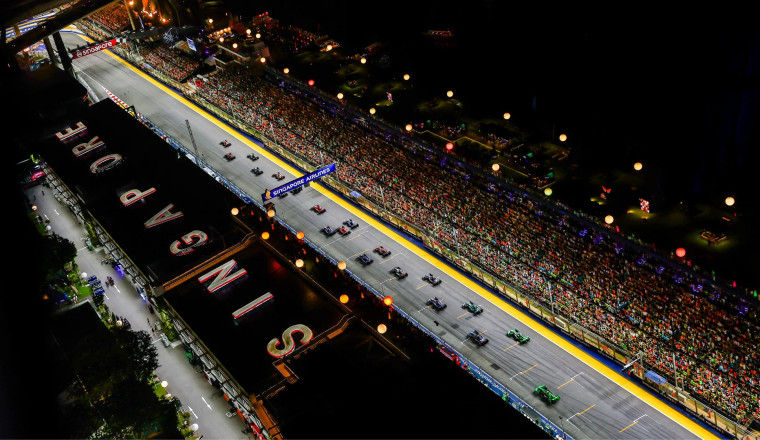 What time is the 2025 Singapore GP and how can I watch it?