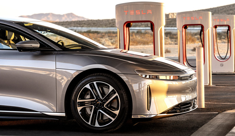 Lucid CEO Reminds Everyone Tesla’s Model S Hasn’t Changed Since The Obama Era