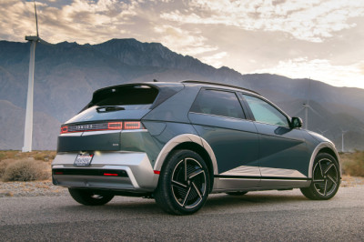 What Tax Credit? Hyundai Slashes Ioniq 5 EV Price by Nearly $10,000