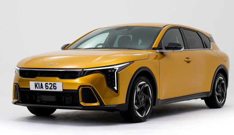 Kia K4 prices revealed: new hatchback to cost from £25,995