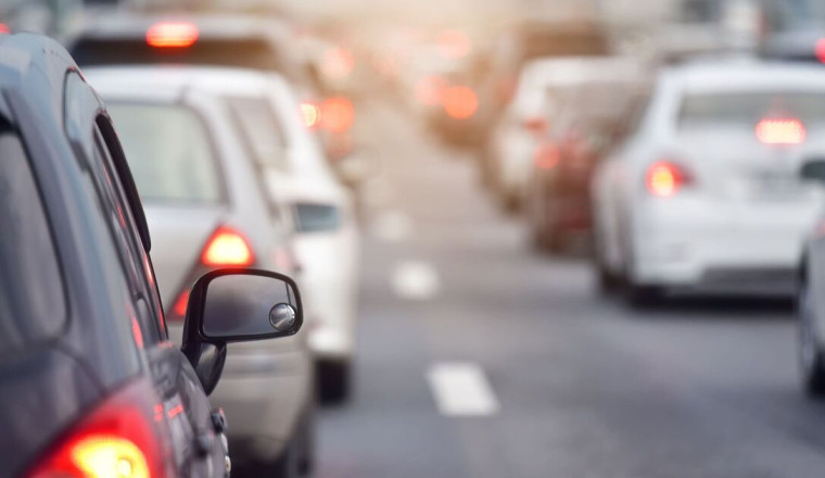 Drivers warned of £1,000 fine for wearing wrong clothes this winter