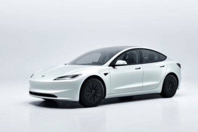 New Tesla Model 3 Standard Costs $38,380 And Doesn't Even Have A Radio