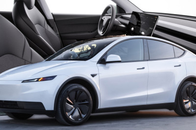 Tesla Made The Model Y Standard Cheaper By Adding A Headliner To Hide The Glass Roof