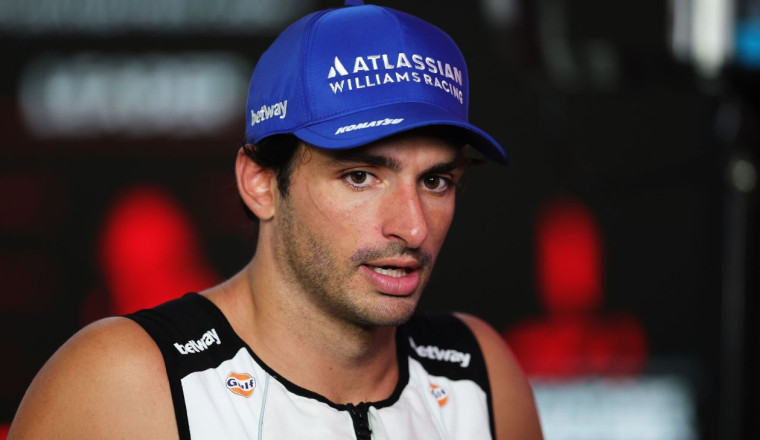 Sainz: F1 race broadcasts too focused on celebs