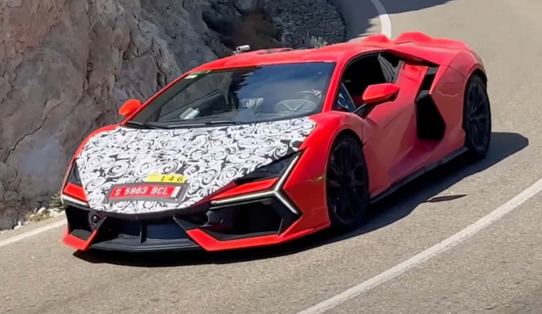 Spotted: Lamborghini May Already Cooking up a Hotter Revuelto 'S'