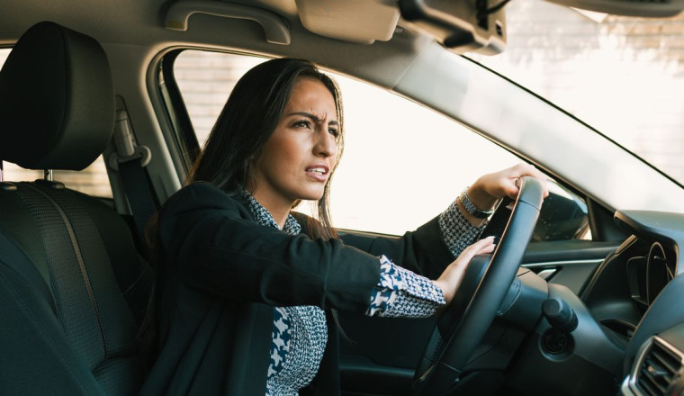 Using your car horn in one common situation could land you with £1,000 fine