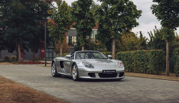 FOR SALE: 2004 Porsche Carrera GT