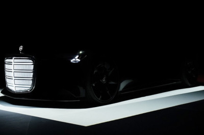 Is The Next Mercedes S-Class Hiding Behind This Massive Grille?