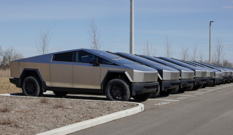 Tesla Cybertruck Sales Tank as Hype Finally Fades Away