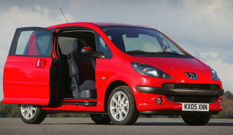 10 Of The Strangest French Cars
