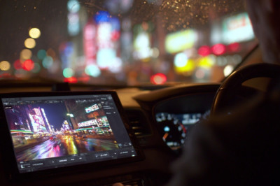 Has Elon Musk Opened the Floodgates for Insidious Intrusion Advertising on Car Screens?