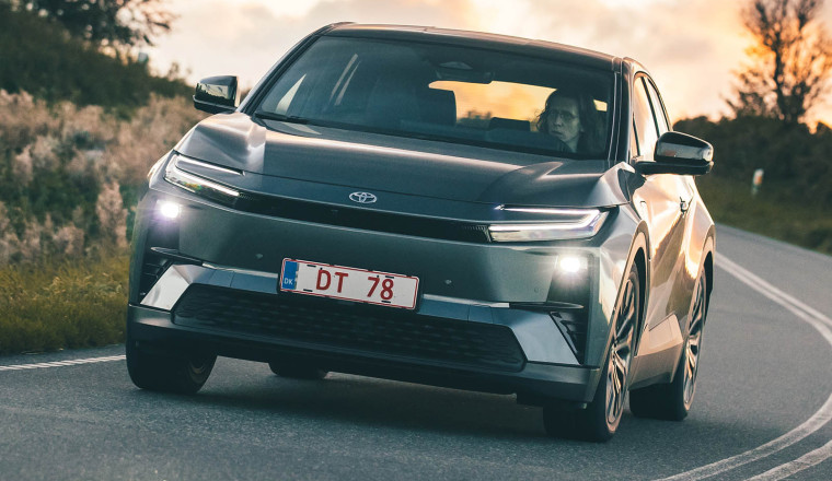 Toyota C-HR+