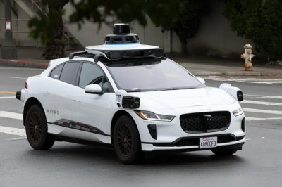 Waymo to Launch Self-Driving Jaguar I-Pace Taxis in London Next Year