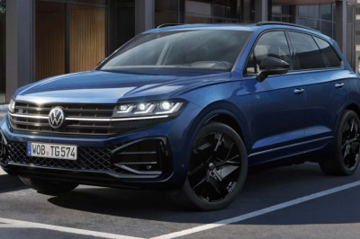 Volkswagen Bids Farewell to the Touareg