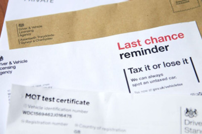 DVLA issues urgent reminder to drivers over 10 year rule