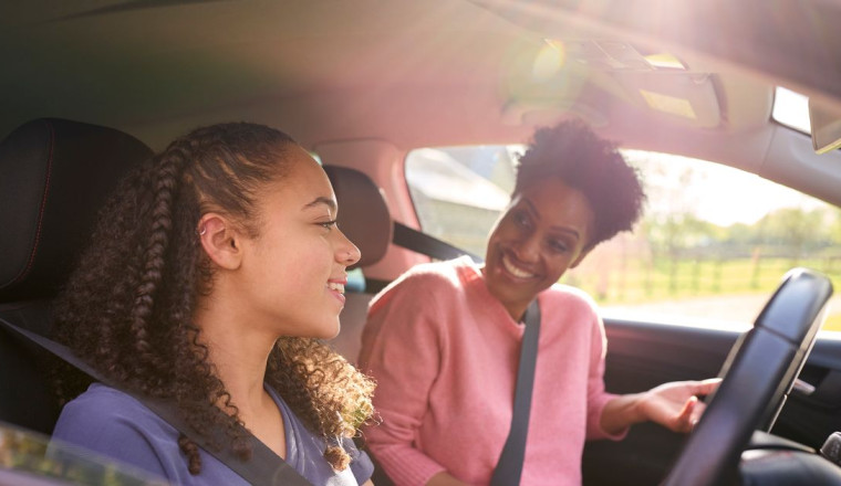 Key sign your driving instructor isn’t qualified amid DVSA crackdown