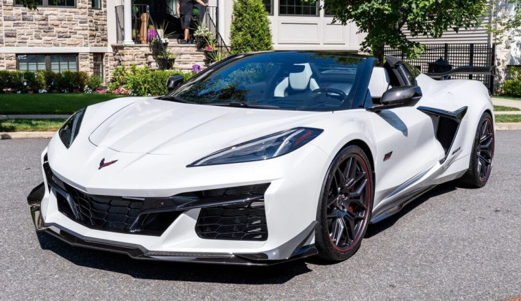 Man buys new Chevrolet Corvette for £123,000 then makes astonishing decision