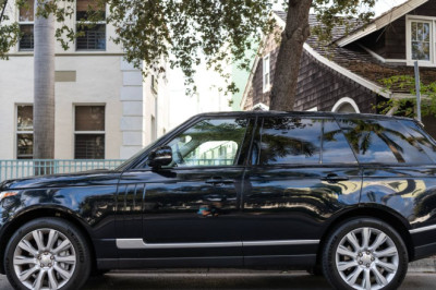 Police issue exact advice on what to do if a car is blocking your driveway