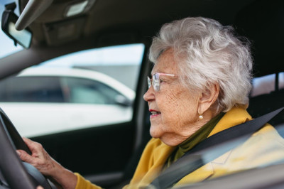 Pressure mounts on Government to introduce mandatory eye tests for drivers over 70
