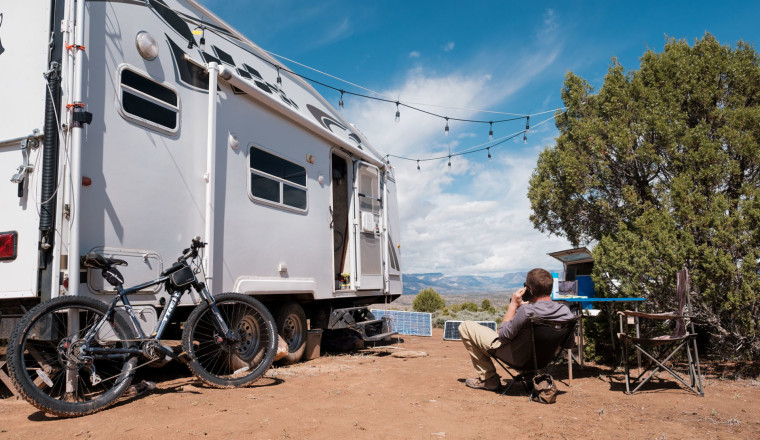 Americans Are Trading Houses for RVs ... And It’s Anything But A Vacation