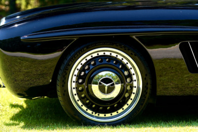 No, This Isn’t A Genuine Mercedes 300 SL, But It Might Be The Next Best Thing