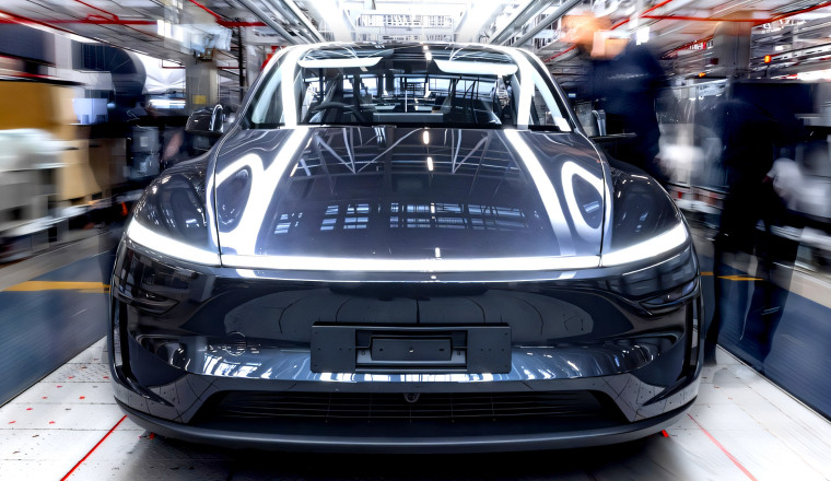 13,000 Teslas Could Lose Power Without Warning