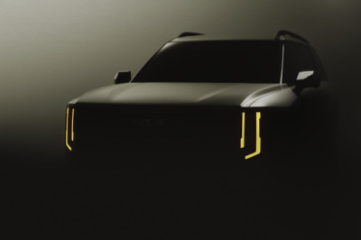 2027 Kia Telluride Looks Like a Rolling Brick, Debuts Nov. 20