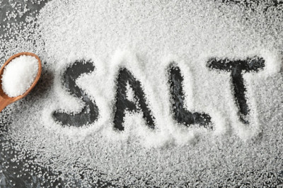 I'm A Firefighter - Why You Should Put Salt in Your Car This Winter