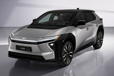 New Toyota bZ4X prices now start from under £40k