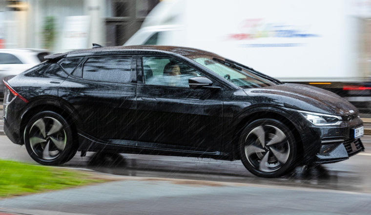 Kia's Blind Spot Cameras Go Blind In The Rain – But There's An Easy Fix