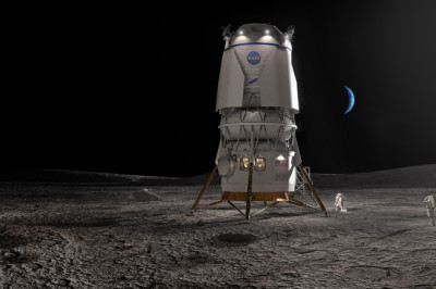 NASA Will Re-Open Contract For Moon Lander As Starship Falls Behind Schedule