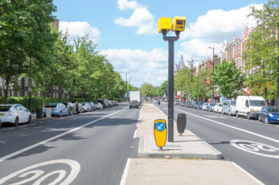 Do UK speed cameras still need painted road markings?