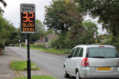 Driver jokes about 'hack to avoid speeding tickets' but people don't see funny side