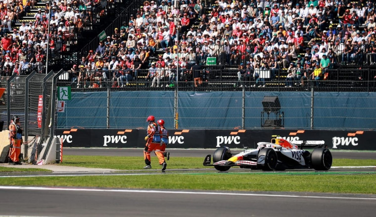 FIA can't fully explain Mexico F1 marshal near-miss