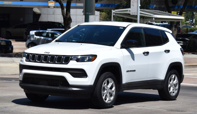 ‘I’m a car expert - this is the worst SUV ever made'