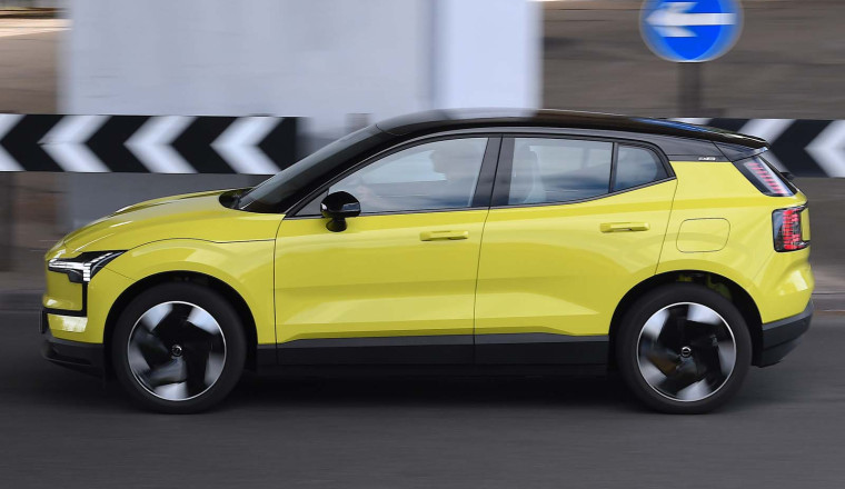 A software update has made our EX30 better to drive