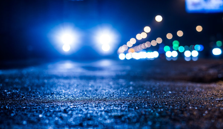 'Blinding' LED headlights to be reviewed by the government as survey shows four in five drivers worry about being dazzled by them