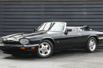 Bug-in-amber Jaguar XJS for sale