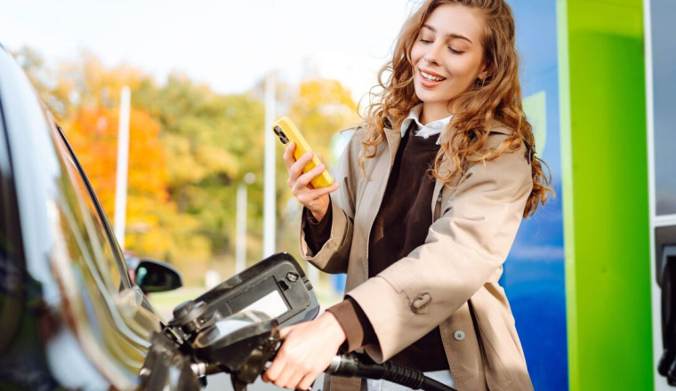 Drivers warned common car fuel error can cause £3,000 damage