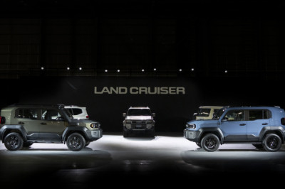 Japan plays to strengths at Tokyo show as China threat looms large