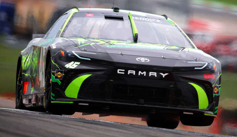 Judge dismisses NASCAR’s counterclaim against 23XI / Front Row