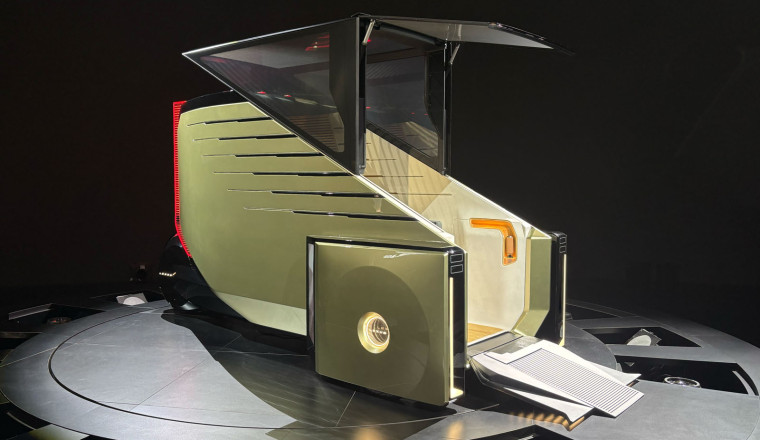 Lexus Micro LS revealed as self-driving luxury car for one