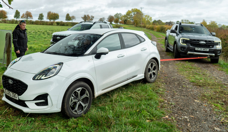 Ford ‘Ranger Ready’ training helps pickup drivers to help others
