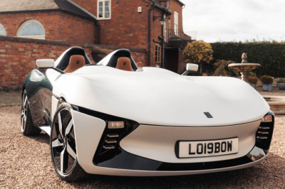 UK start-up Longbow reveals test mule of 895kg Speedster EV