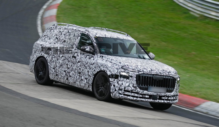 Audi Aims for Mercedes-Maybach With Q9 Horch SUV: Spy Shots