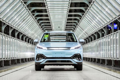 Ford CEO Says China Can ‘Put Us All Out of Business:’ TDS