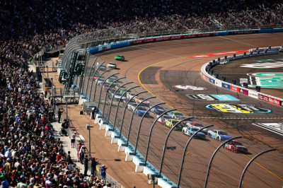 NASCAR starting grid and TV schedule for Phoenix Raceway