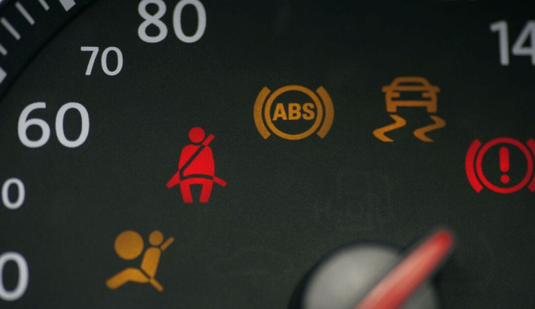 Drivers told never ignore 'dicey' car warning light